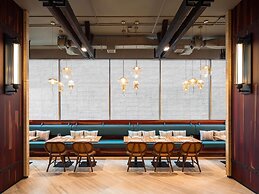 Mercure Bangkok Surawong