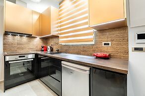 Royal Gold City Suites