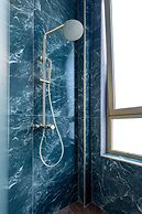 Royal Gold City Suites