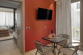 Royal Gold City Suites