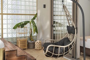 Royal Gold City Suites