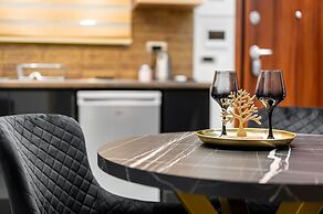 Royal Gold City Suites