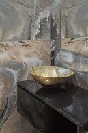 Royal Gold City Suites