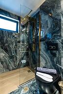 Royal Gold City Suites