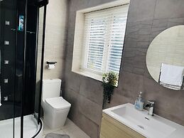 4-bed House in Wetherby, Sleeps 8, Near York