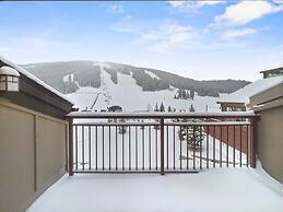 Vp211 Village Point 2 Bedroom Condo by RedAwning