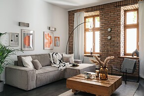 Bauhaus Apartment - LoftAffair