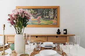 Bauhaus Apartment - LoftAffair