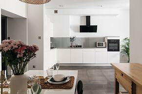 Bauhaus Apartment - LoftAffair