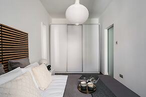 Bauhaus Apartment - LoftAffair