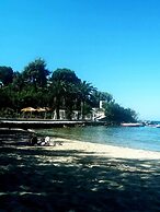 Dionysia's House With A Sea View Veranda!