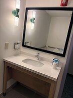 Garner Hotel Mahwah by IHG