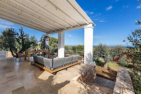 3686 Villa de Bellis by Perle di Puglia