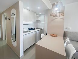 Modern & Cozy Studio in San Telmo w Swimming Pool and Exclusive Servic