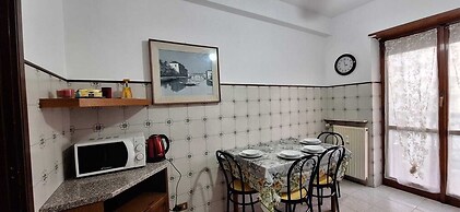 Holly Venice Apartment