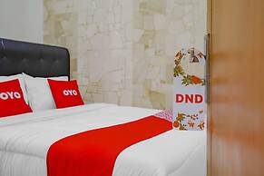 OYO Life 90035 Merci Club