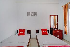 OYO Life 90570 Heboh Guest House Syariah