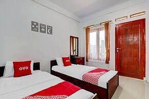 OYO Life 90570 Heboh Guest House Syariah