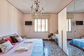 Venice Magic Night Apartment