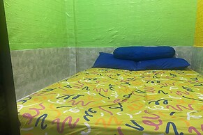 OYO Life 93401 Kos Putri Alamanda Syariah