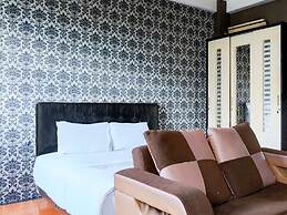 OYO Life 93086 Apartemen The Suite Metro By Abbah Property