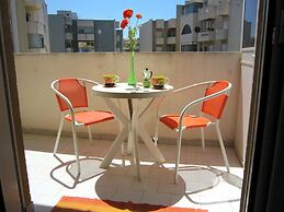 1 Bedroom Apartment With Balcony and Parking Space in the Center