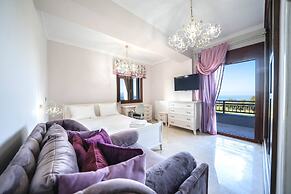 Karyo Villa,- 4bd, 3min On Foot From The Beach!