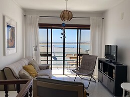 Ba a - With a bay View