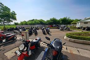 OYO Life 93106 Apartement Grand Sentraland By Andi