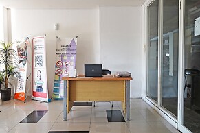 OYO Life 93170 Apartement Gateway Cicadas By Mr Pro