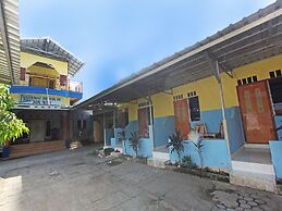 OYO Life 92960 Rumah Kos Kita