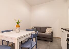 Ghiberti - Grey and Blue