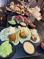 Republik Hotel, Bistro and Disco on Site