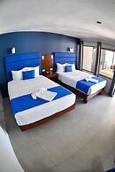 Republik Hotel, Bistro and Disco on Site