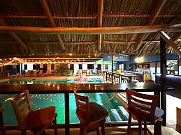 Republik Hotel, Bistro and Disco on Site