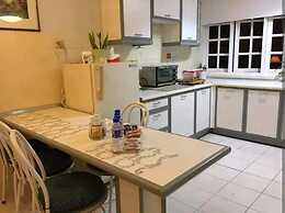 Cosy Selesa Hillhomes and Golf Resort