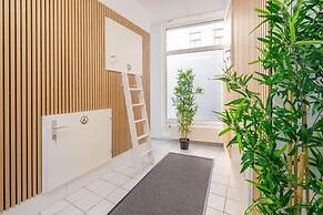 Robin Wood Apartment