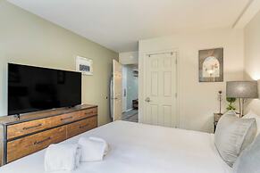 Etta Place 6 by Avantstay Ski In/ Ski Out Unit!