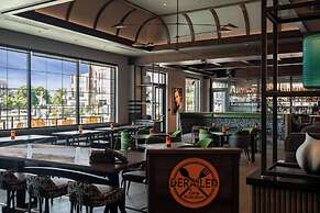 Hotel Nickel Plate Fishers, Tapestry Collection By Hilton