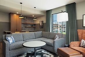 Hotel Nickel Plate Fishers, Tapestry Collection By Hilton