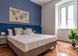 Ghiberti Apartments - Persian Blue