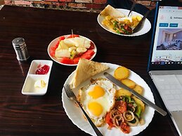 Hotel Little Buddha Inn