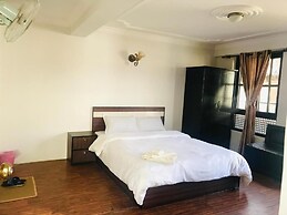 Hotel Little Buddha Inn