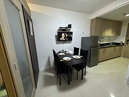 Shore Residences Stays by PBYY