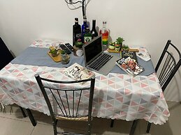 Shore Residences Stays by PBYY