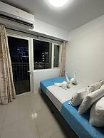 Shore Residences Stays by PBYY