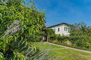 Villa Cardinal Ciceri - Magnolia Apartment