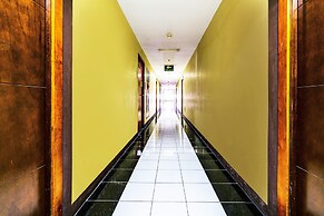 OYO Life 93251 Apartement Gateway Cicadas By Alugada