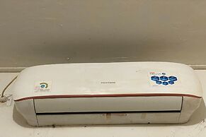 OYO Life 93259 Kos Kurnia