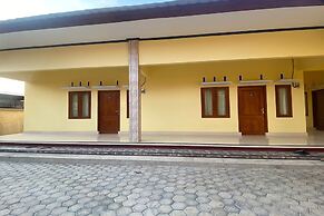 OYO Life 93255 Kosan Teratai Jaya